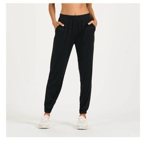 Vuori Boyfriend Joggers